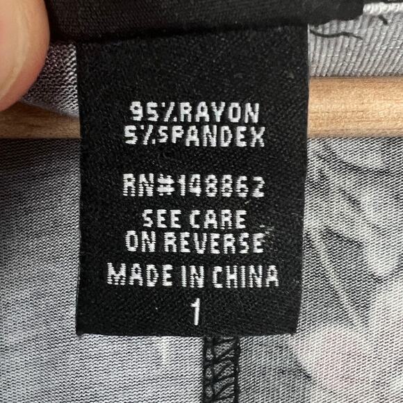 Torrid Womens 1X Boho Floral Feminine Peasant Empire Waist Flutter Sleeve Tunic - Picture 7 of 11